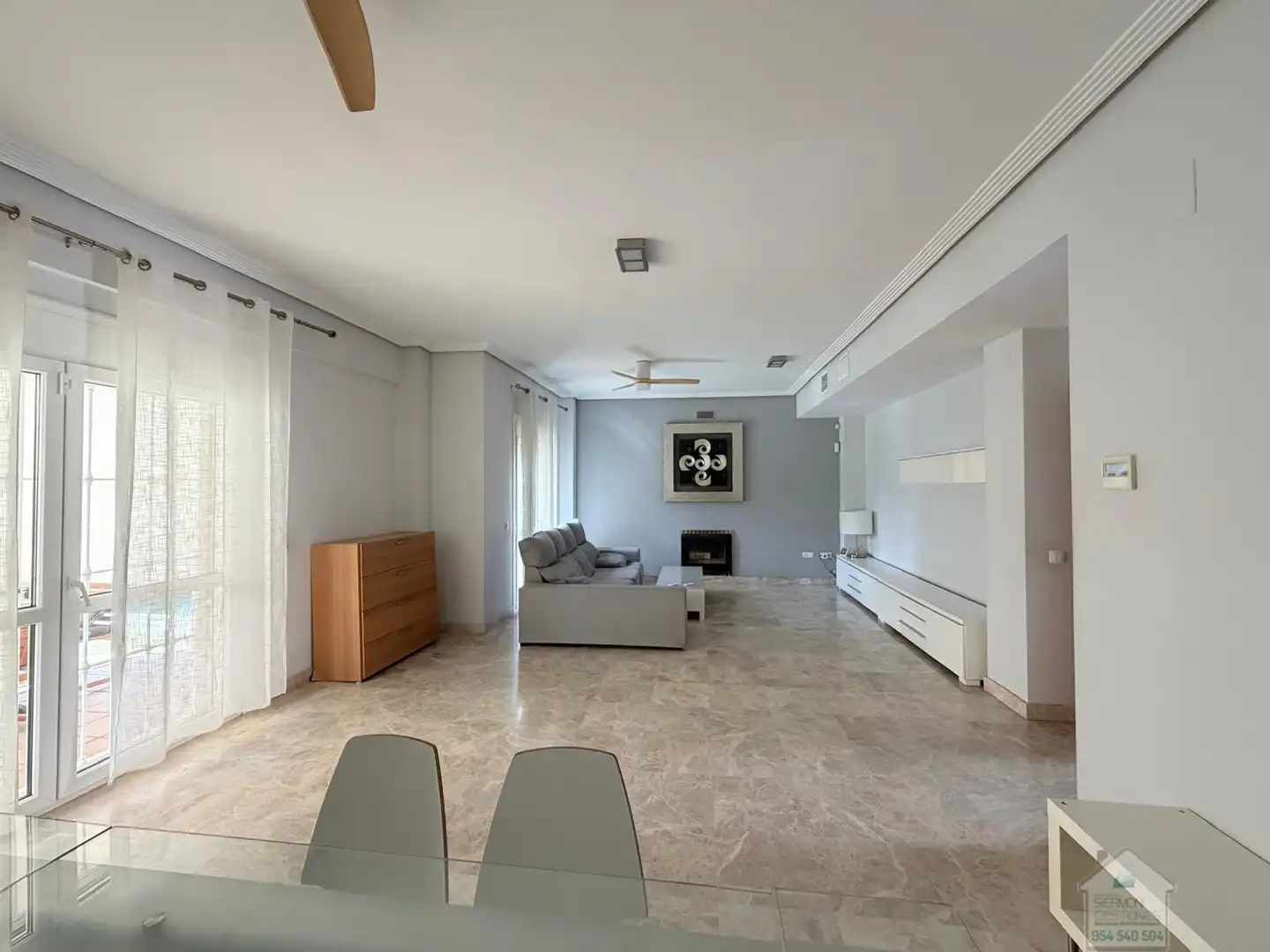 Sala de estar de Casa o chalet en venta en Montequinto con Aire acondicionado, Terraza y Trastero