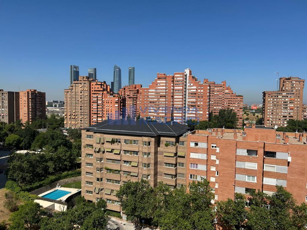 Vista exterior de Pis de lloguer en  Madrid Capital amb Aire condicionat, Calefacció i Parquet