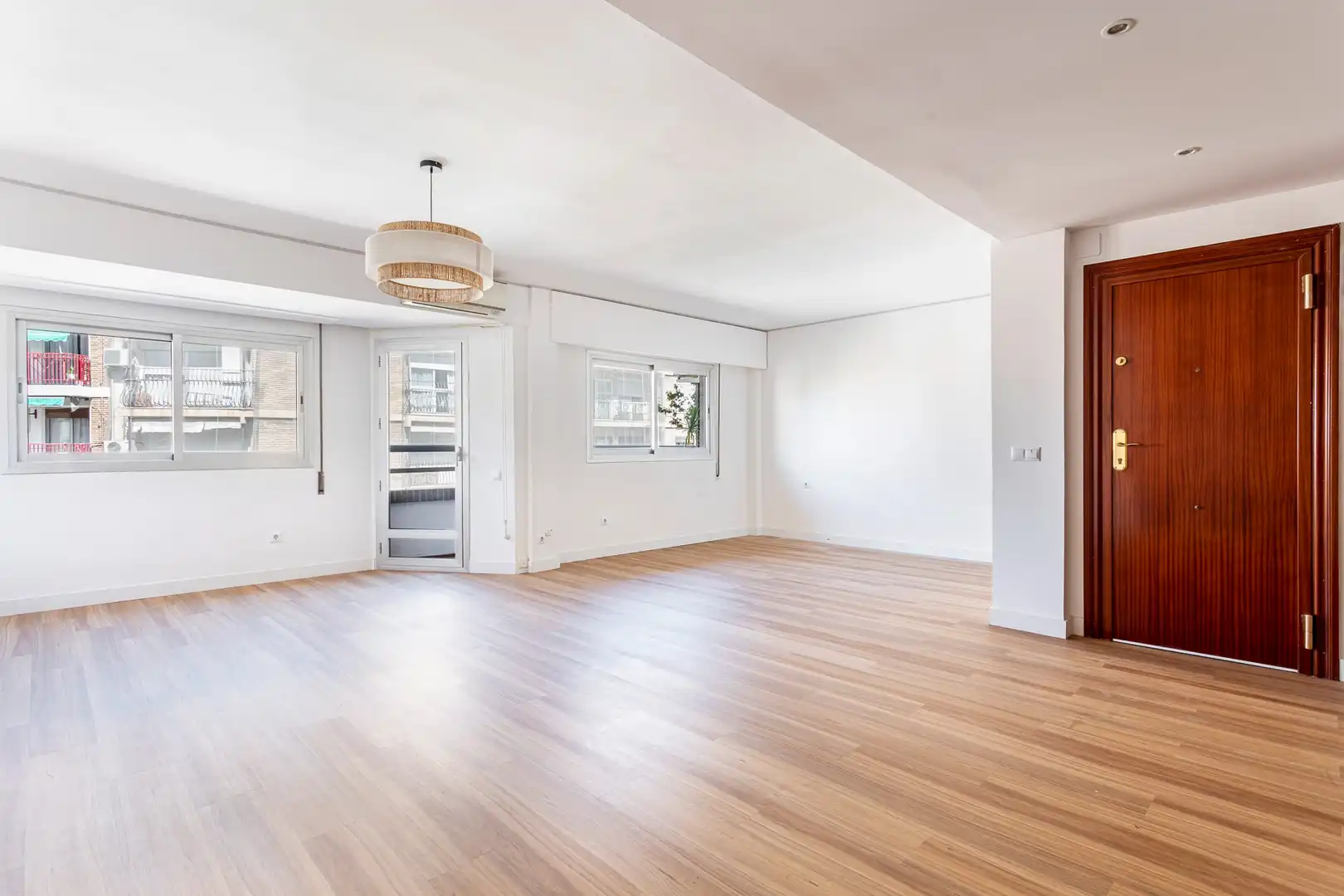 Piso con terraza en venta en Linares, imagen 5