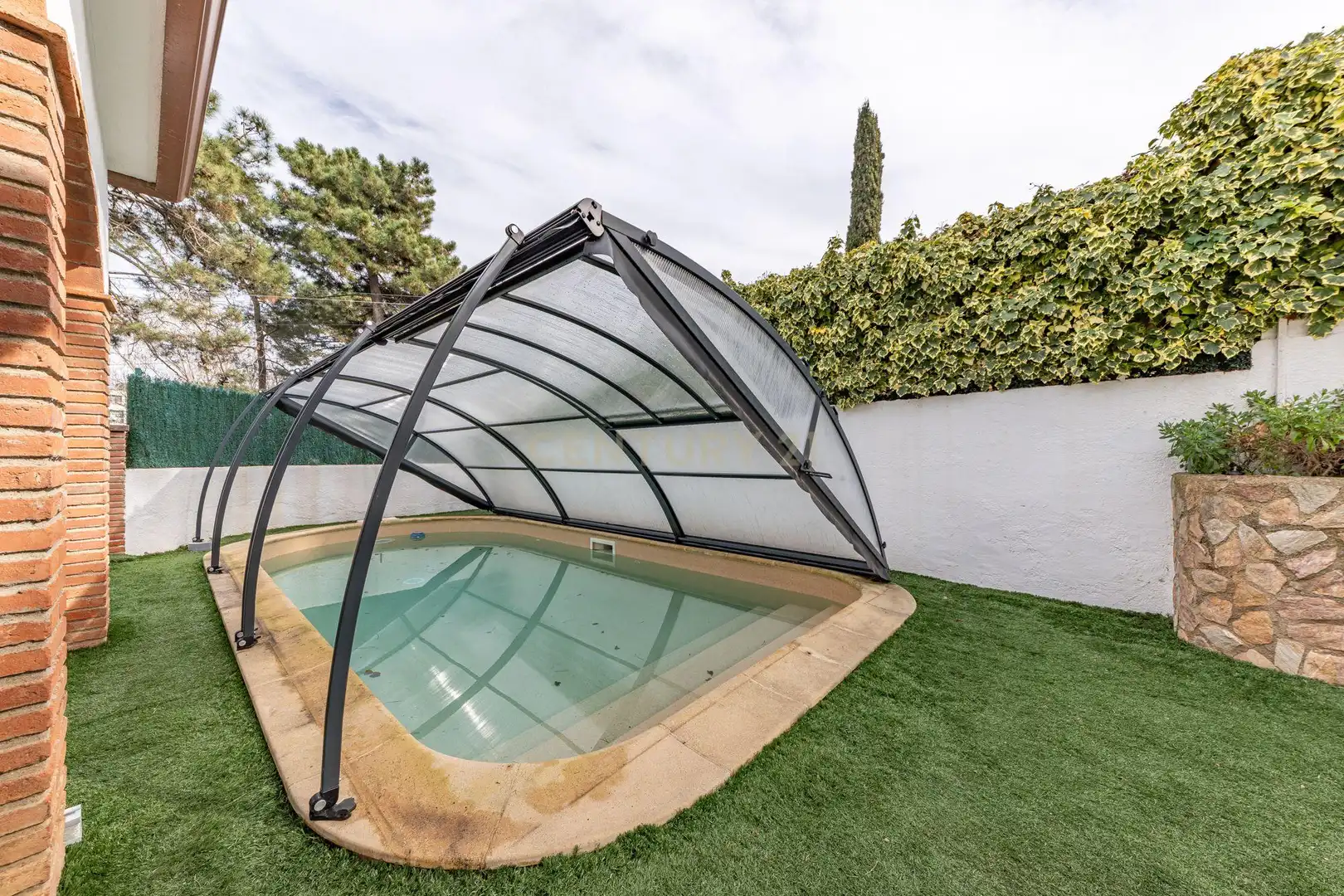 Piscina de Casa o xalet en venda en Tordera amb Jardí privat, Piscina i Alarma