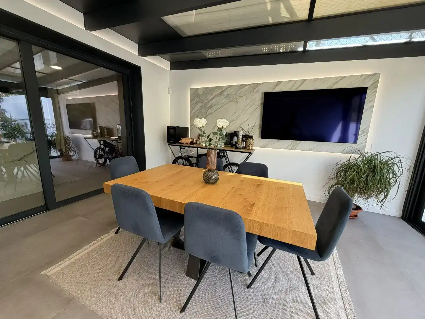 Comedor de Casa adosada en venta en Sabadell con Aire acondicionado, Trastero y Balcón