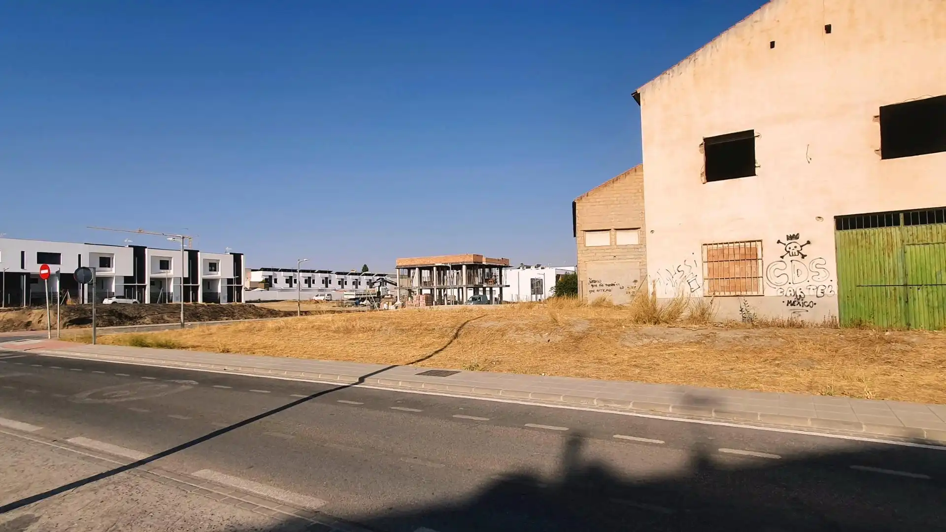 Terreny residencial en venda a Avenida a, imagen 13