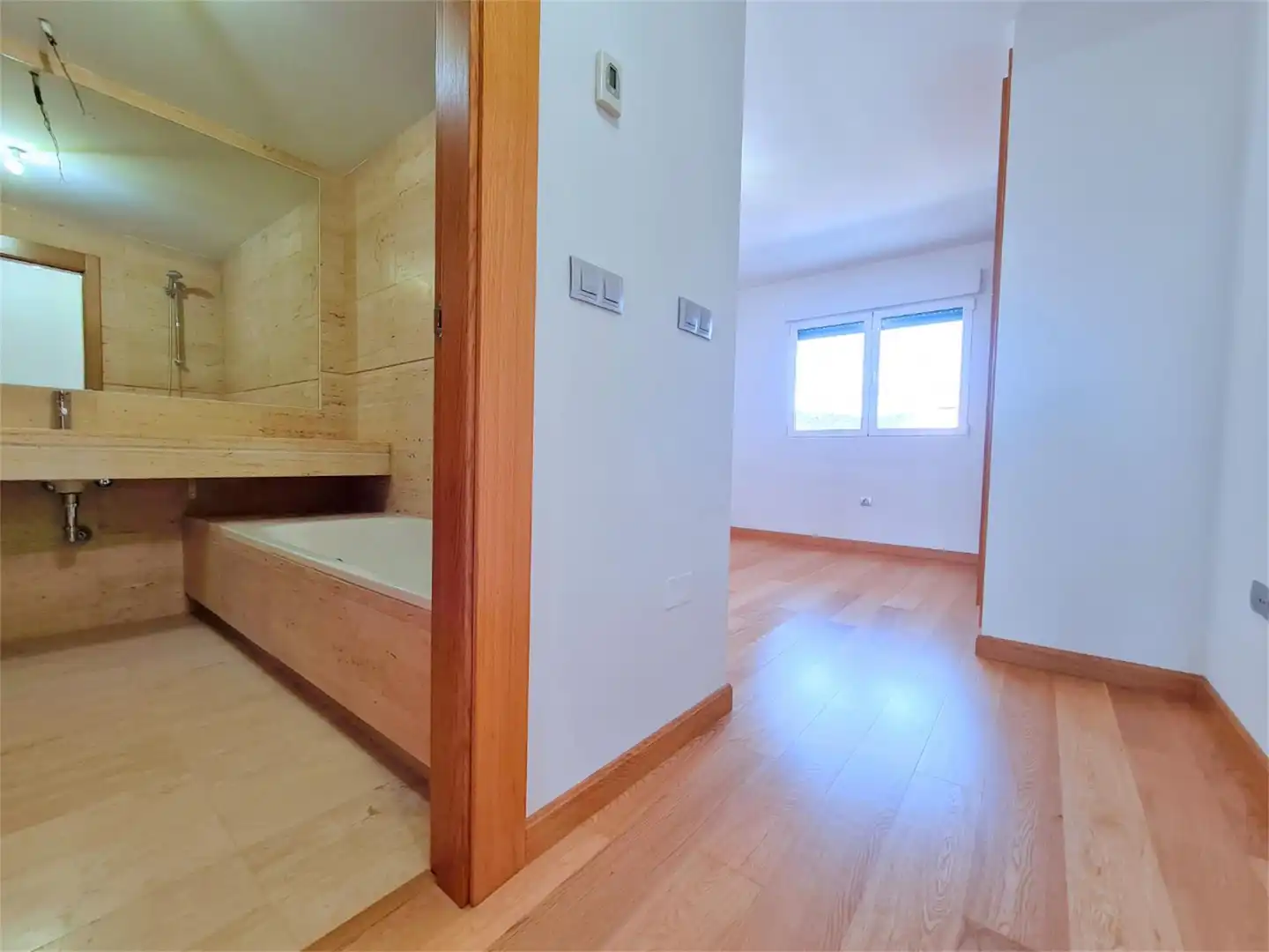 Piso en venta en Avenida Reina Victoria Eugenia, 2, Alameda
