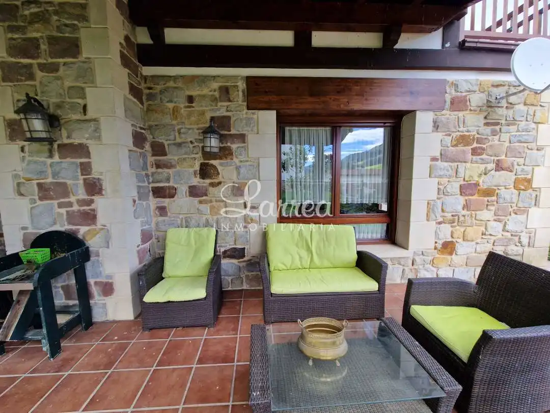 Terrace of Detached homes for sale in Areatza  with Heating, Private garden and Storage room