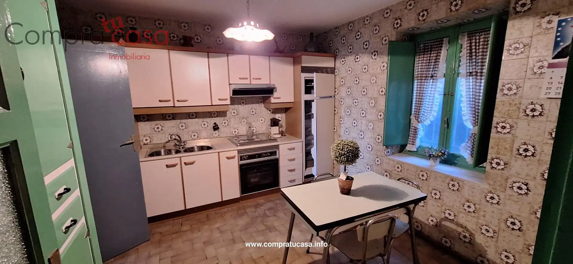 Kitchen of Houses for sale in Otero de Herreros  with Private garden, Storage room and Furnished