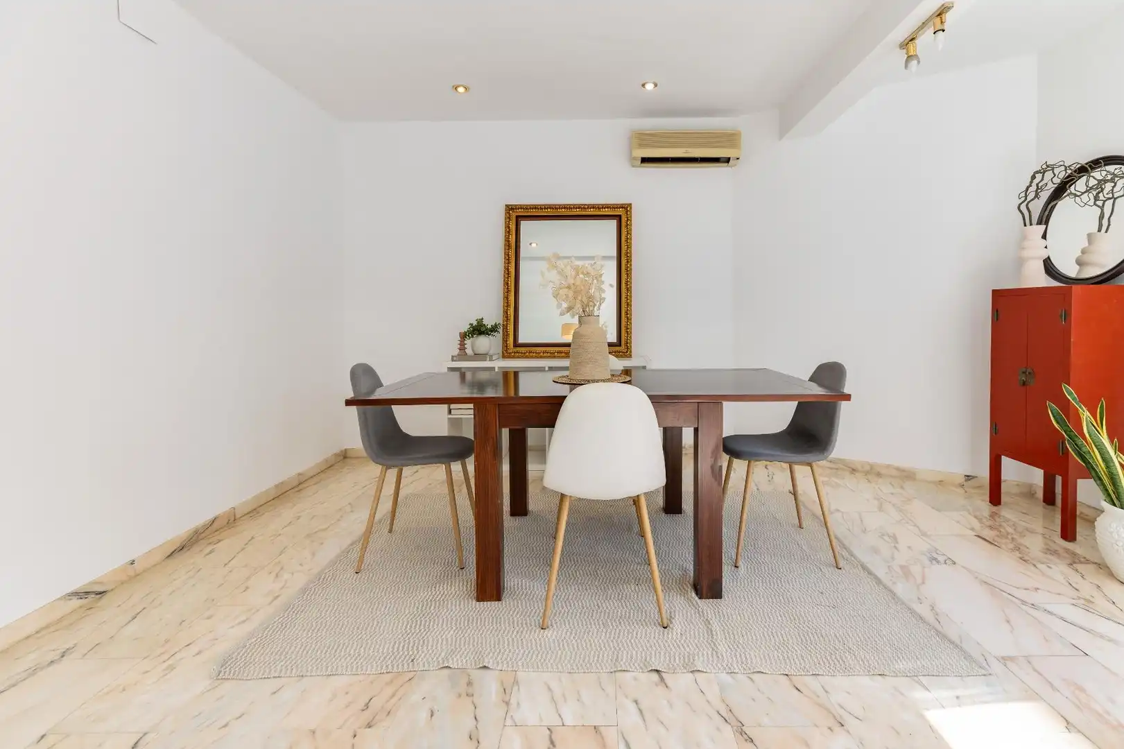 Dining room of Flat for sale in Valencia  with Air Conditioner