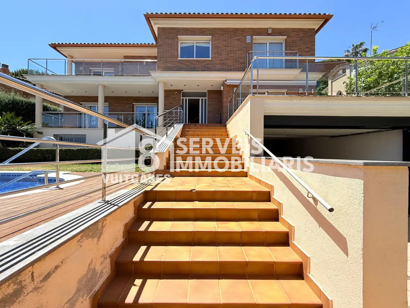 House with garden for sale in Pirineu 12, imagen 2
