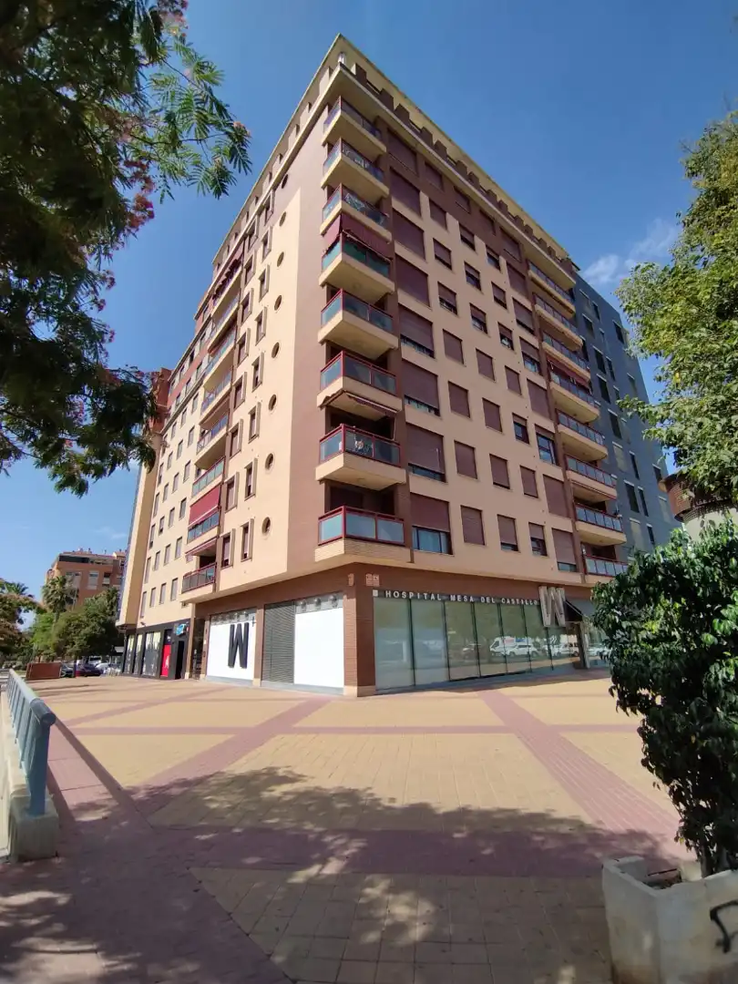 Außenansicht von Wohnung zur Miete in Murcia mit Ofen