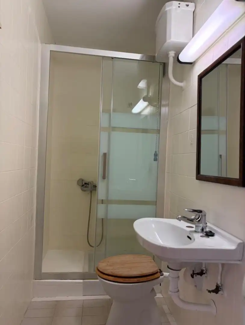 Bathroom of Flat for rent in Centro - Casco Histórico