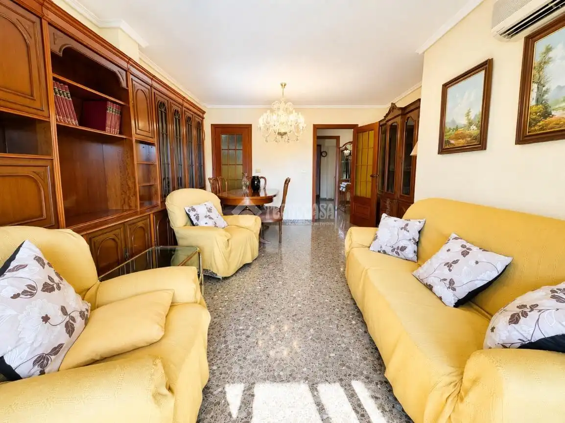 Sala de estar de Piso en venta en Torrent con Balcón