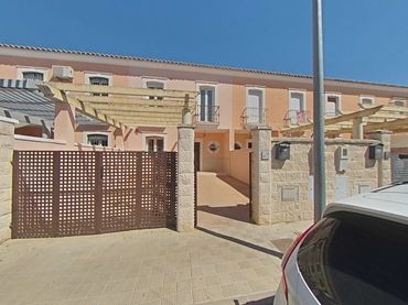 Terraced house for sale in TAMBORIL