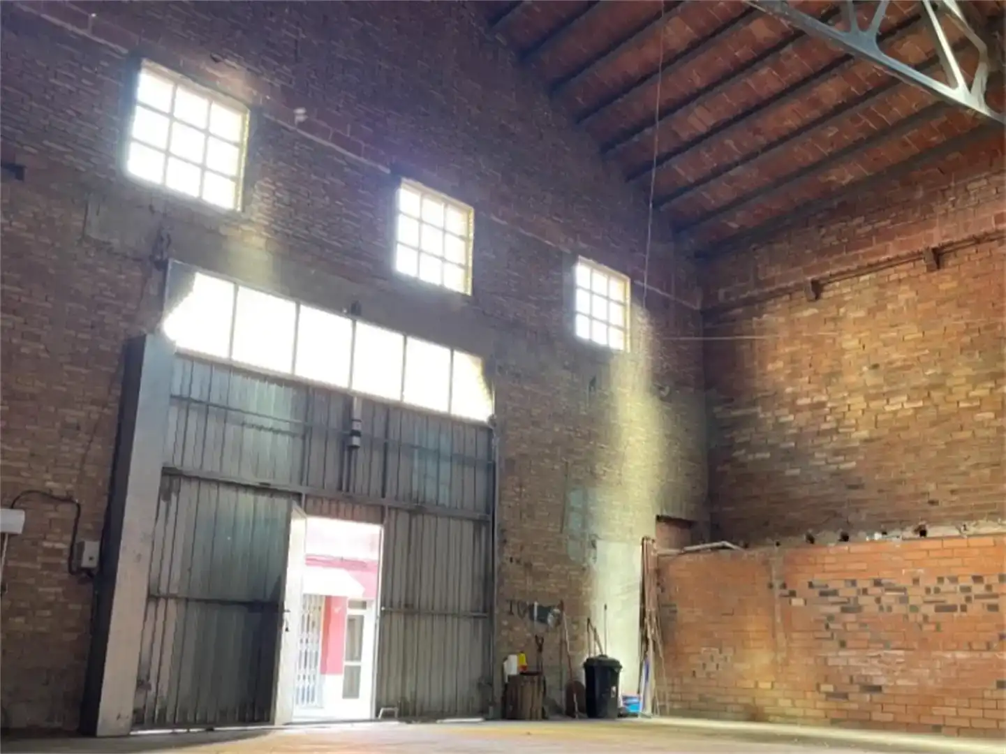 Garage for rent in Almenar