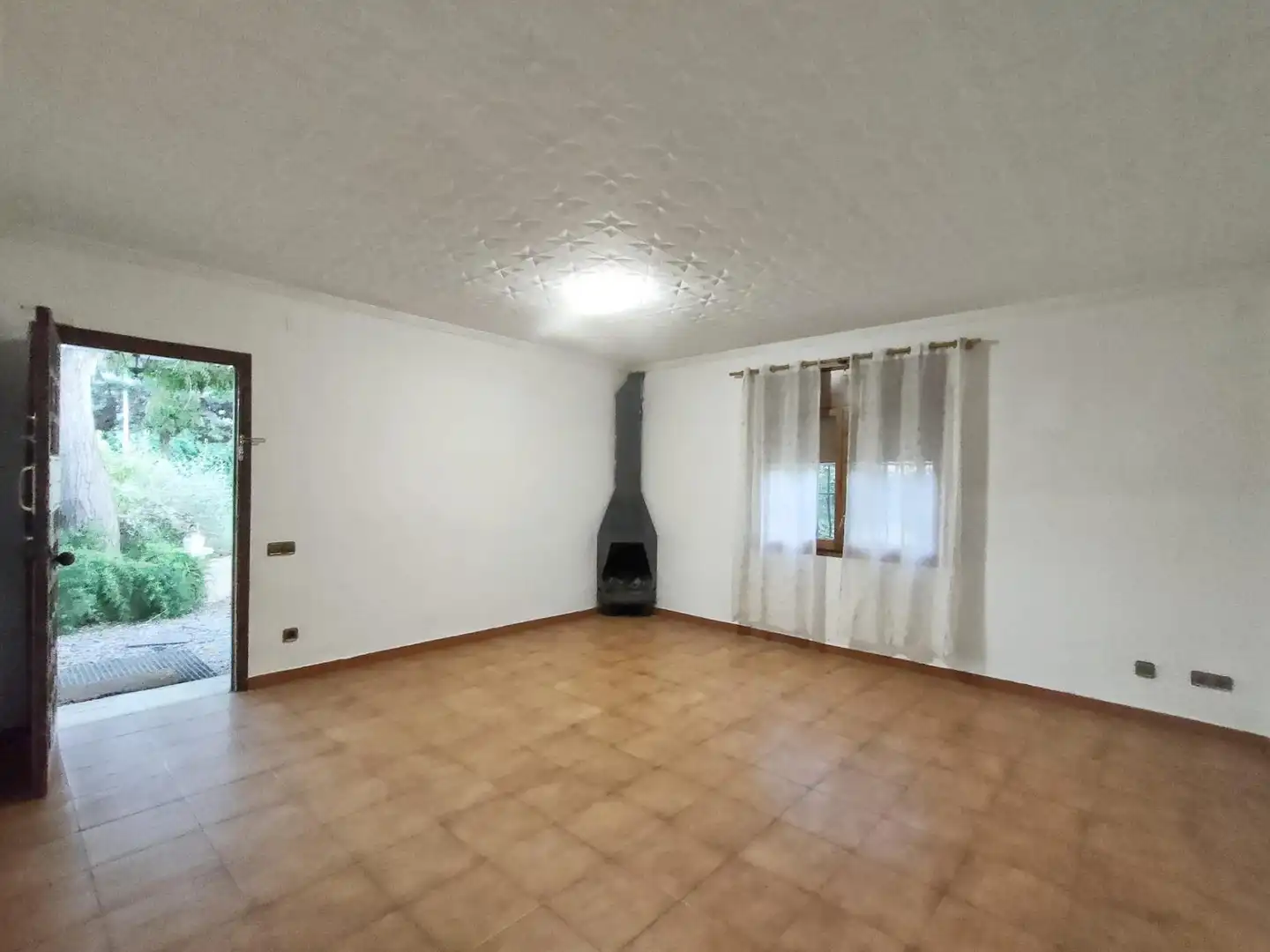 Houses for sale in Carrer CAN MIMO, DE, Poble Nou