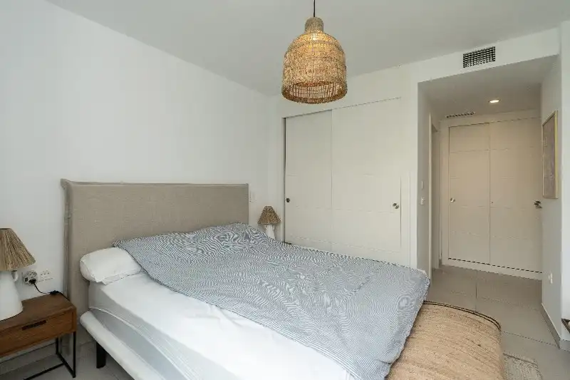 Dormitori de Àtic en venda en Marbella amb Aire condicionat, Terrassa i Piscina comunitària