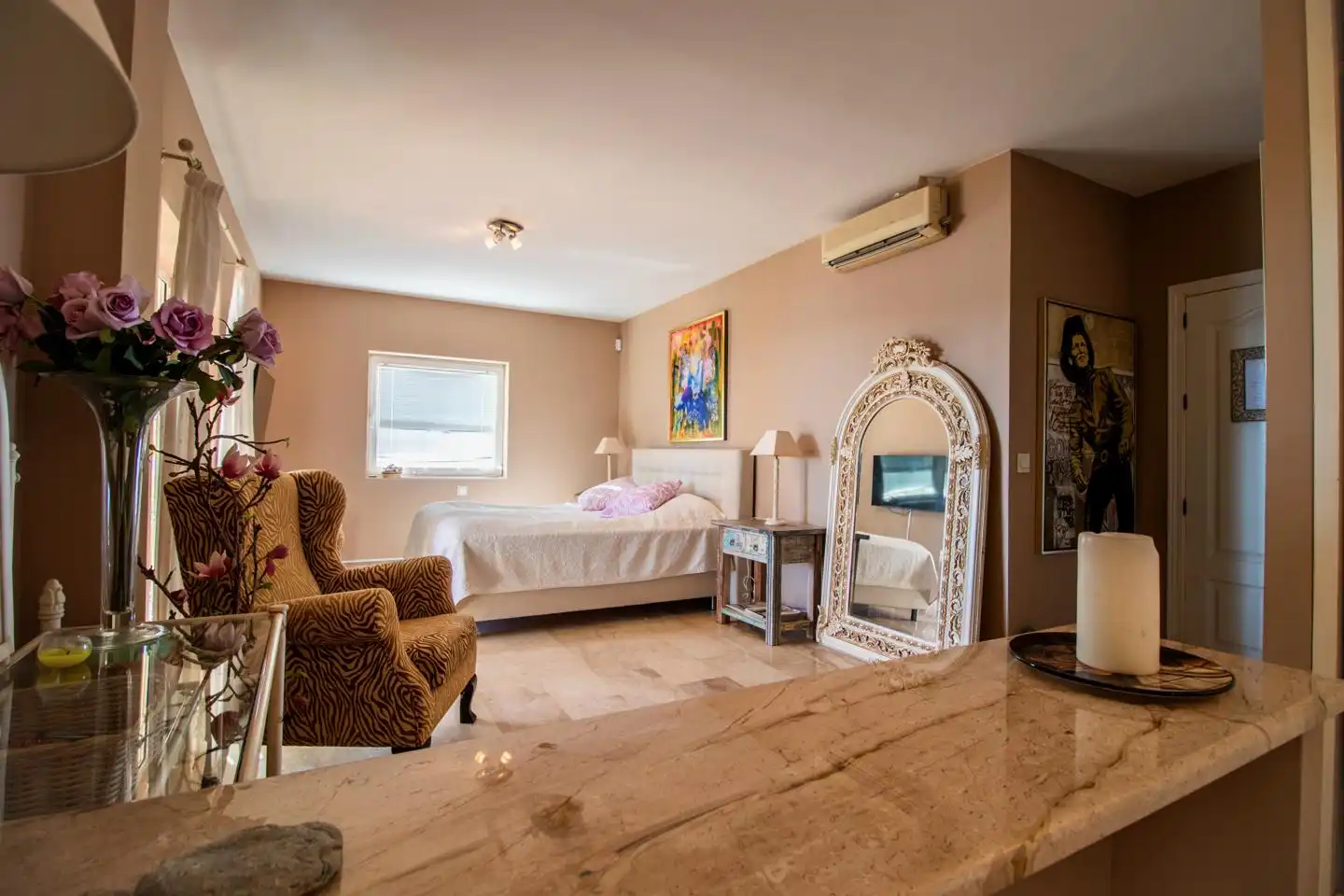 Schlafzimmer von Haus oder Chalet zum Verkauf in Almuñécar mit Klimaanlage, Privatgarten und Terrasse