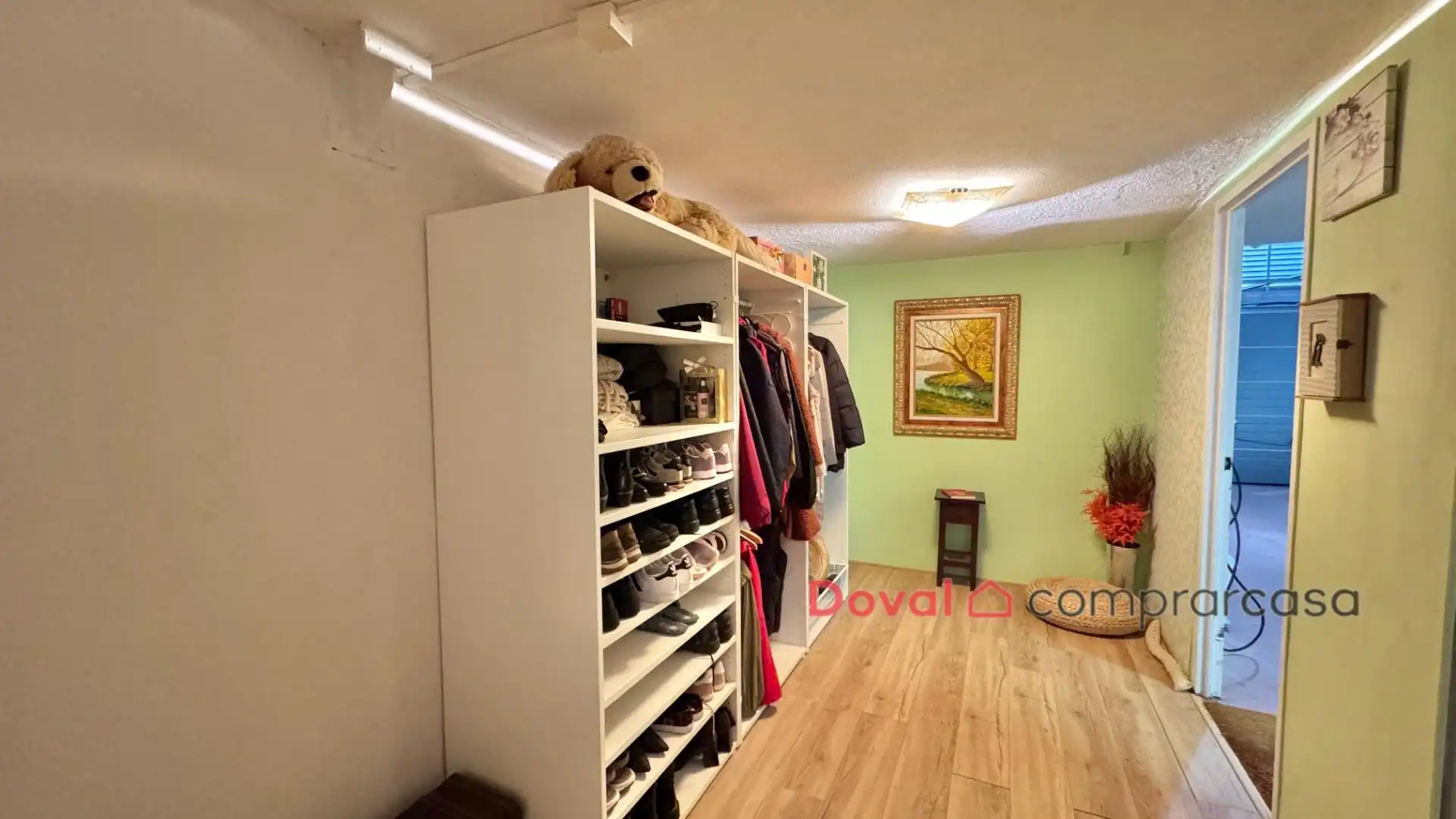 Dormitori de Casa o xalet en venda en Vigo  amb Aire condicionat, Calefacció i Jardí privat