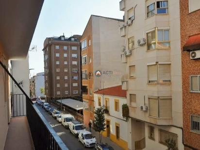 Exterior view of Flat for sale in Cáceres Capital  with Terrace and Balcony