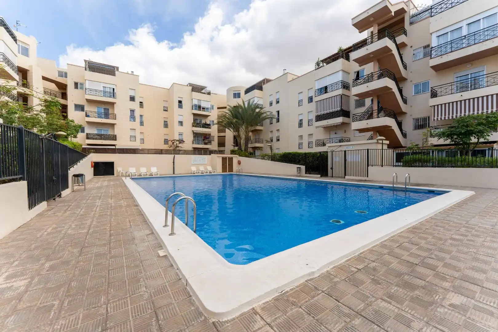Piscina de Piso en venta en Arona con Aire acondicionado, Terraza y Trastero