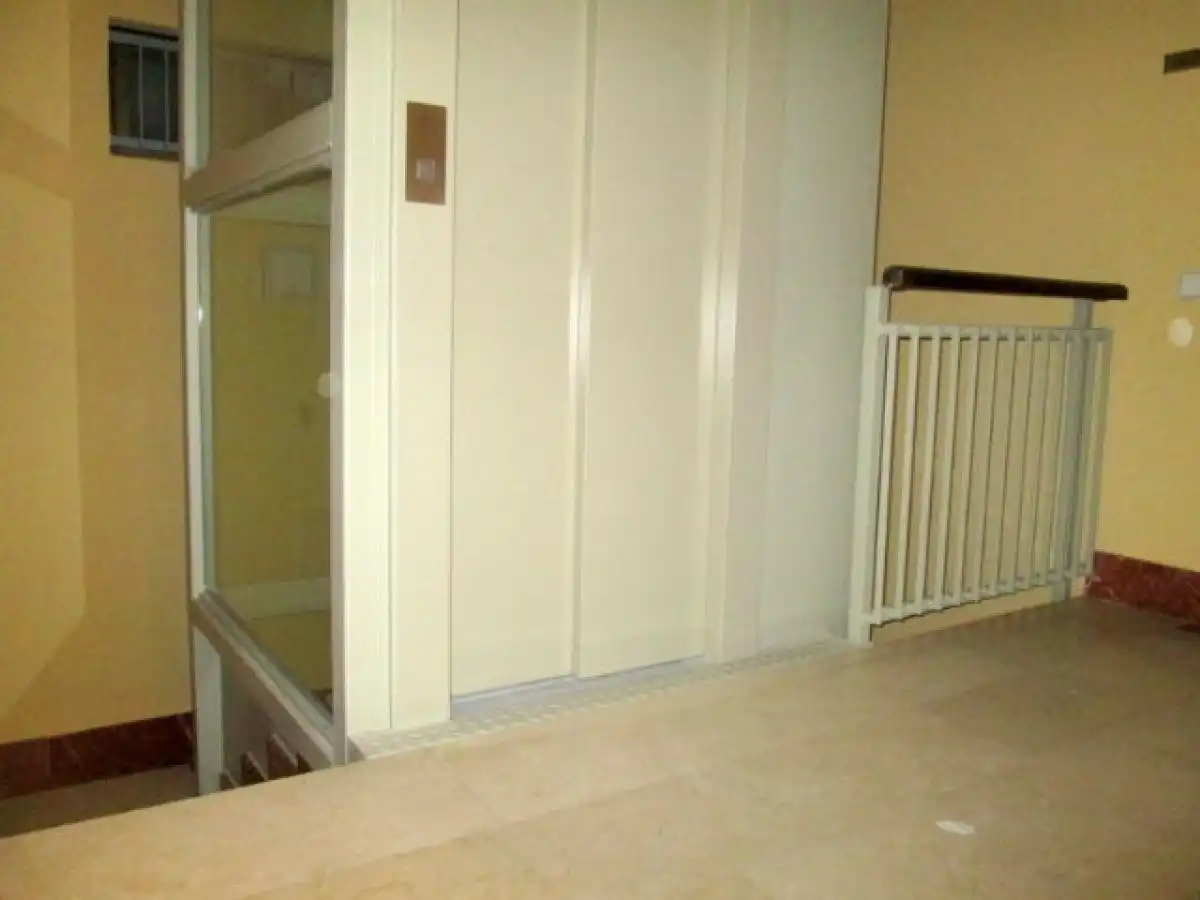 Office space with lift to rent in Calle SAN JUAN DE DIOS, imagen 14