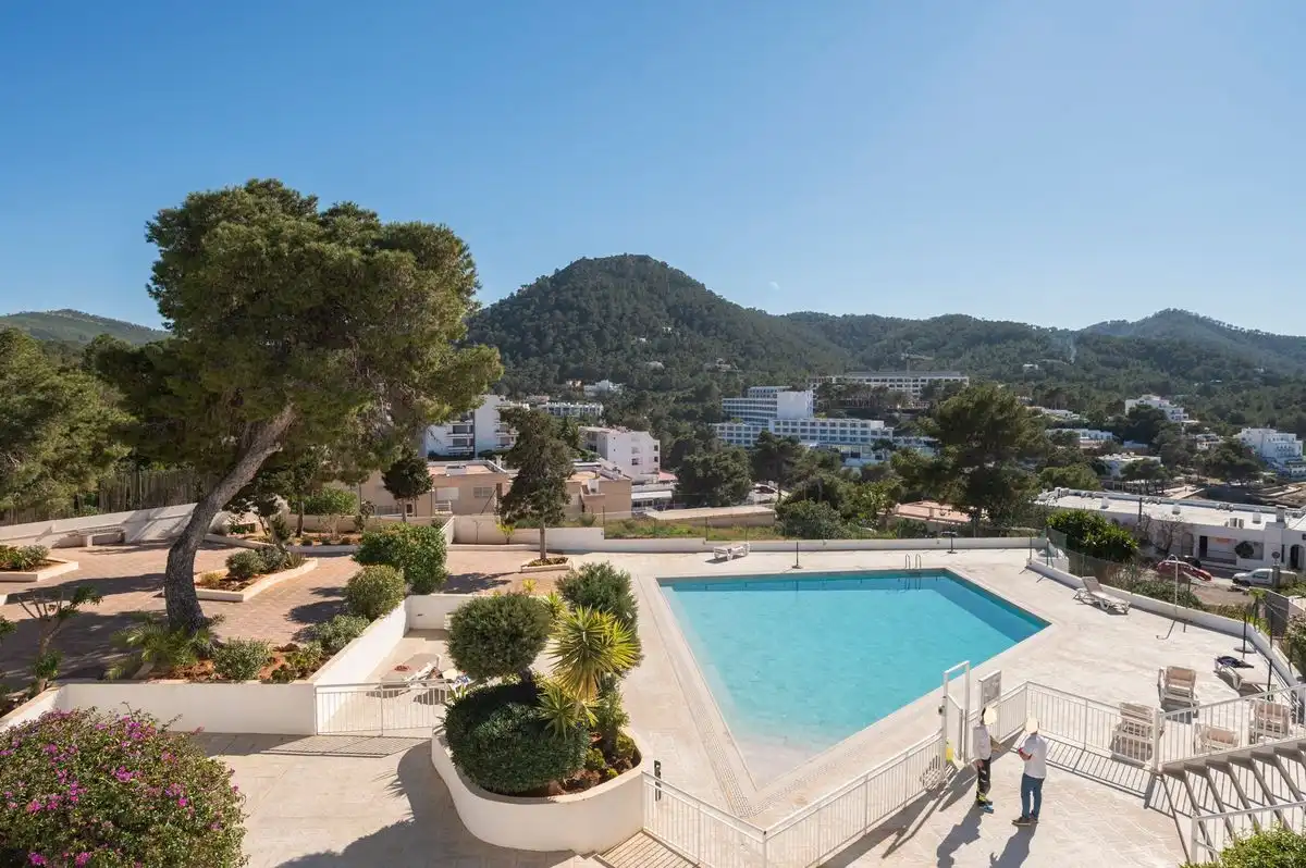 Piscina de Estudio en venta en Sant Joan de Labritja con Calefacción, Jardín privado y Piscina