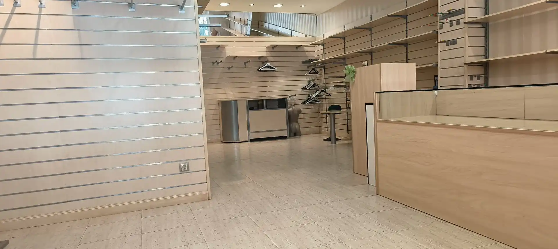 Gewerbefläche zum Verkauf in Carlet, imagen 4