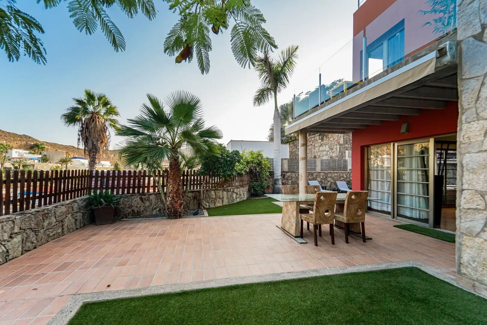 Terrassa de Casa o xalet en venda en Mogán amb Aire condicionat, Jardí privat i Terrassa