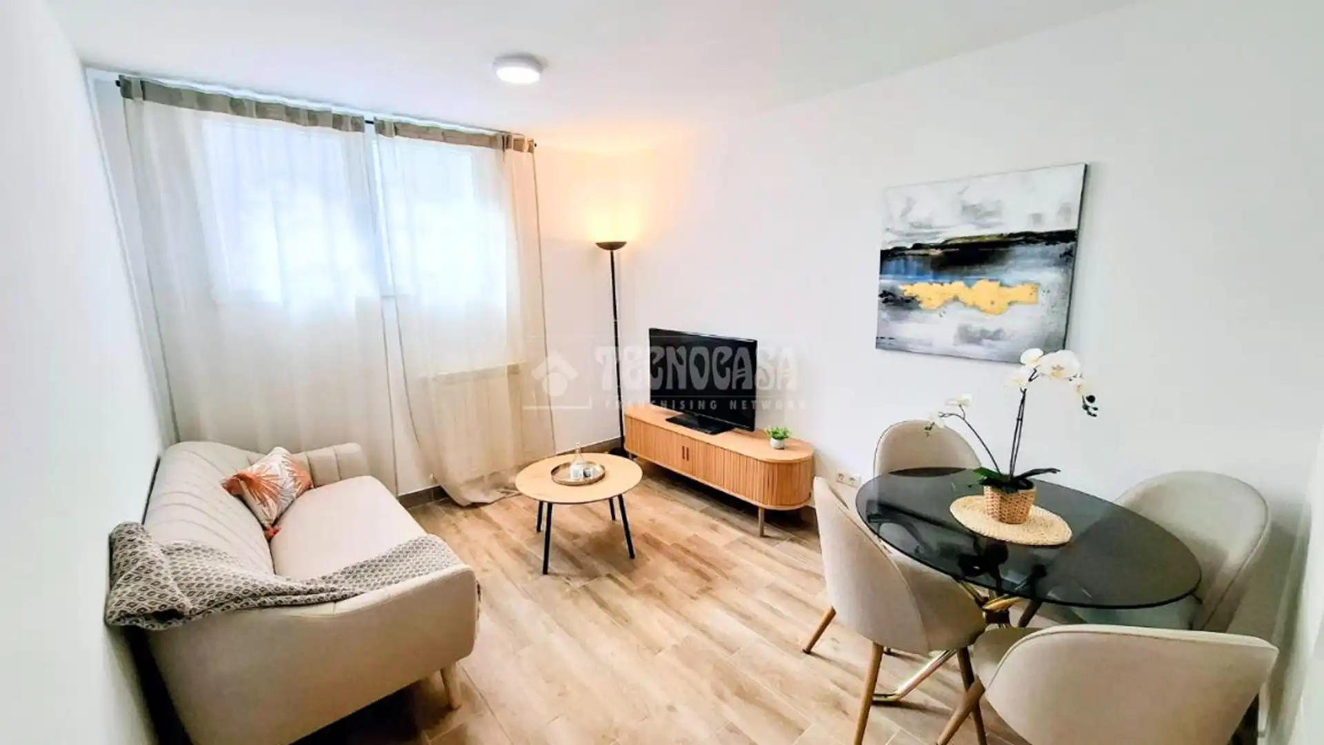 Sala d'estar de Pis en venda en  Madrid Capital amb Calefacció