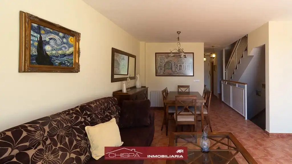 Wohnzimmer von Einfamilien-Reihenhaus zur Miete in Náquera mit Heizung, Privatgarten und Terrasse