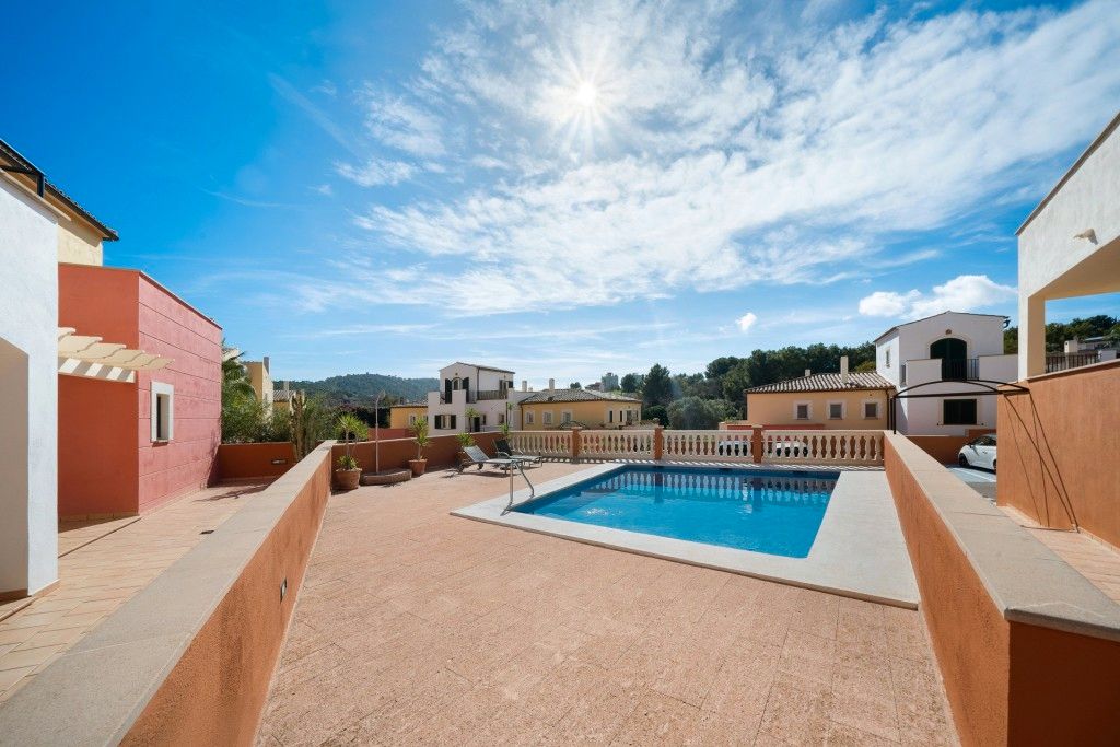 Swimming pool of Single-family semi-detached for sale in Andratx  with Heating, Private garden and Terrace