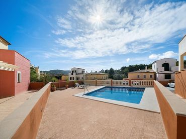 Maison jumelée avec piscine à vendre à Es Camp de Mar