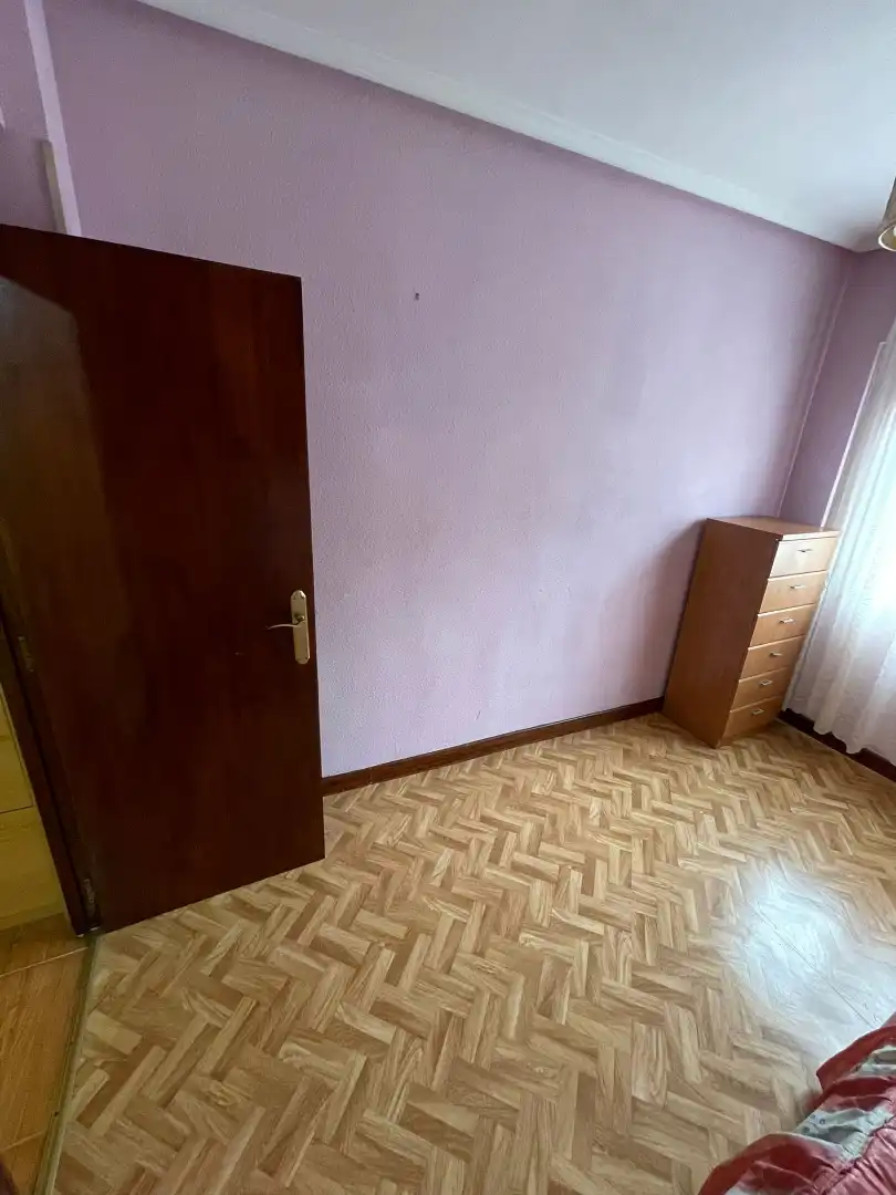 Habitación de Piso en venta en Barakaldo  con Calefacción, Amueblado y Horno