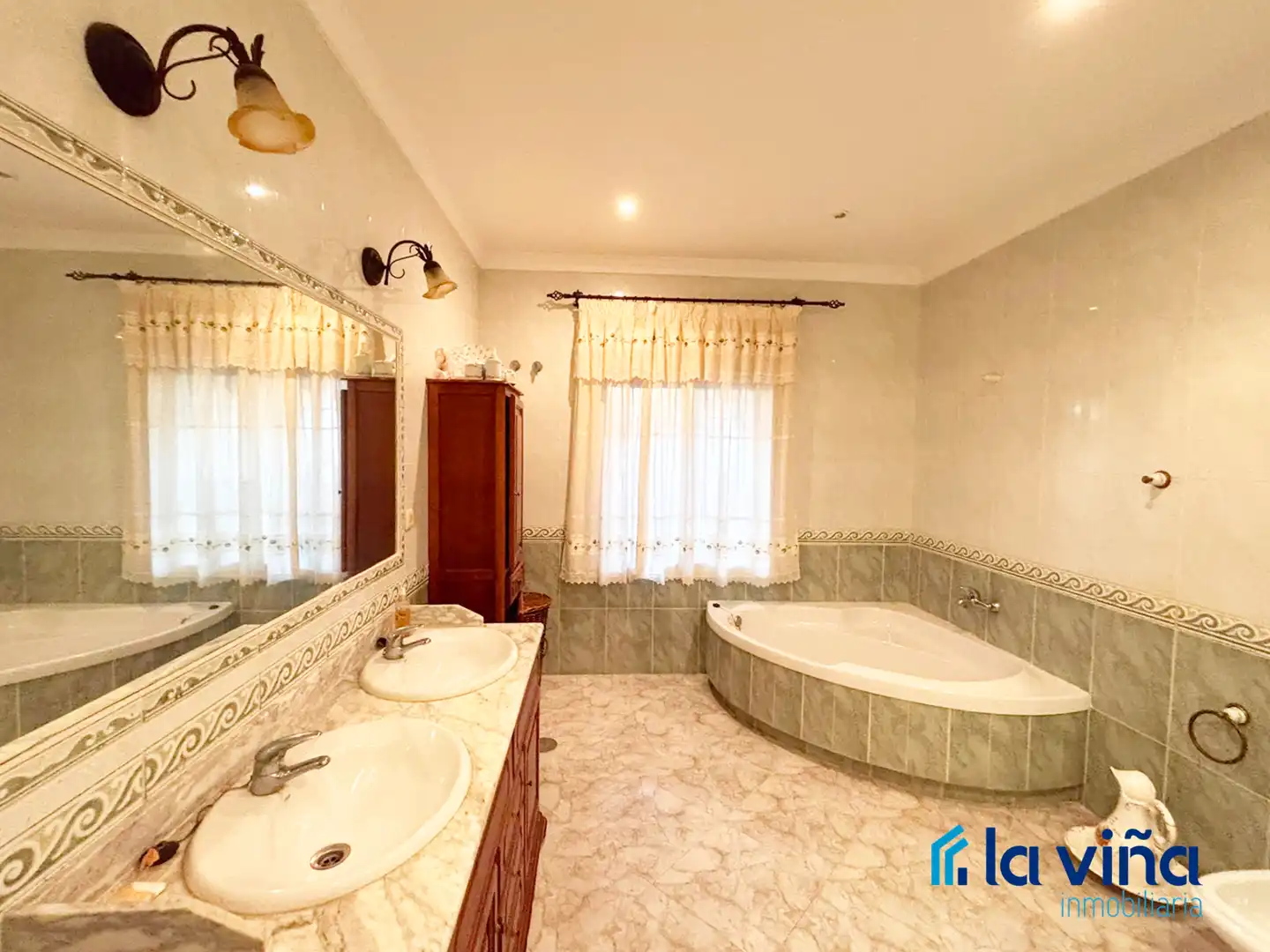 Baño de Casa o chalet en venta en Humilladero con Trastero y Amueblado