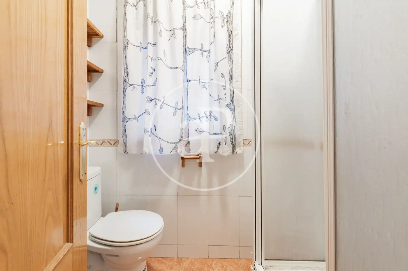 Bathroom of Flat for sale in Madrid  with Heating