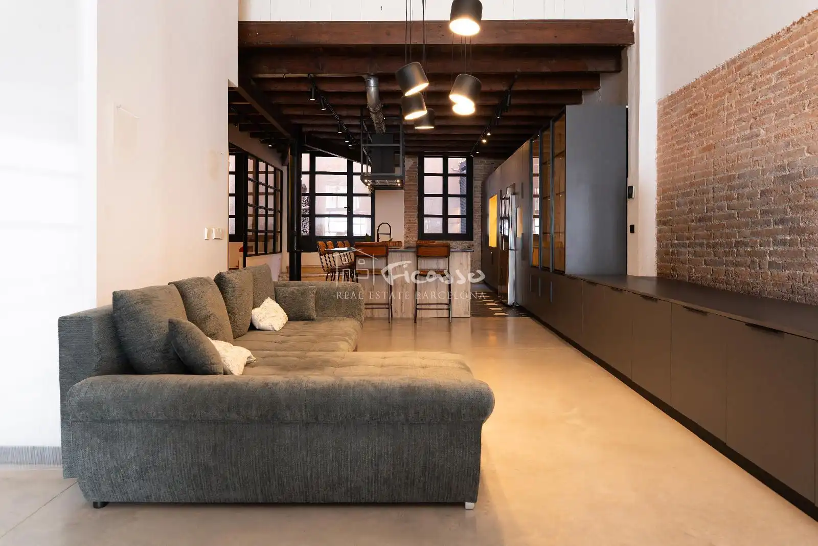 Sala d'estar de Dúplex de lloguer en Barcelona amb Aire condicionat, Calefacció i Terrassa