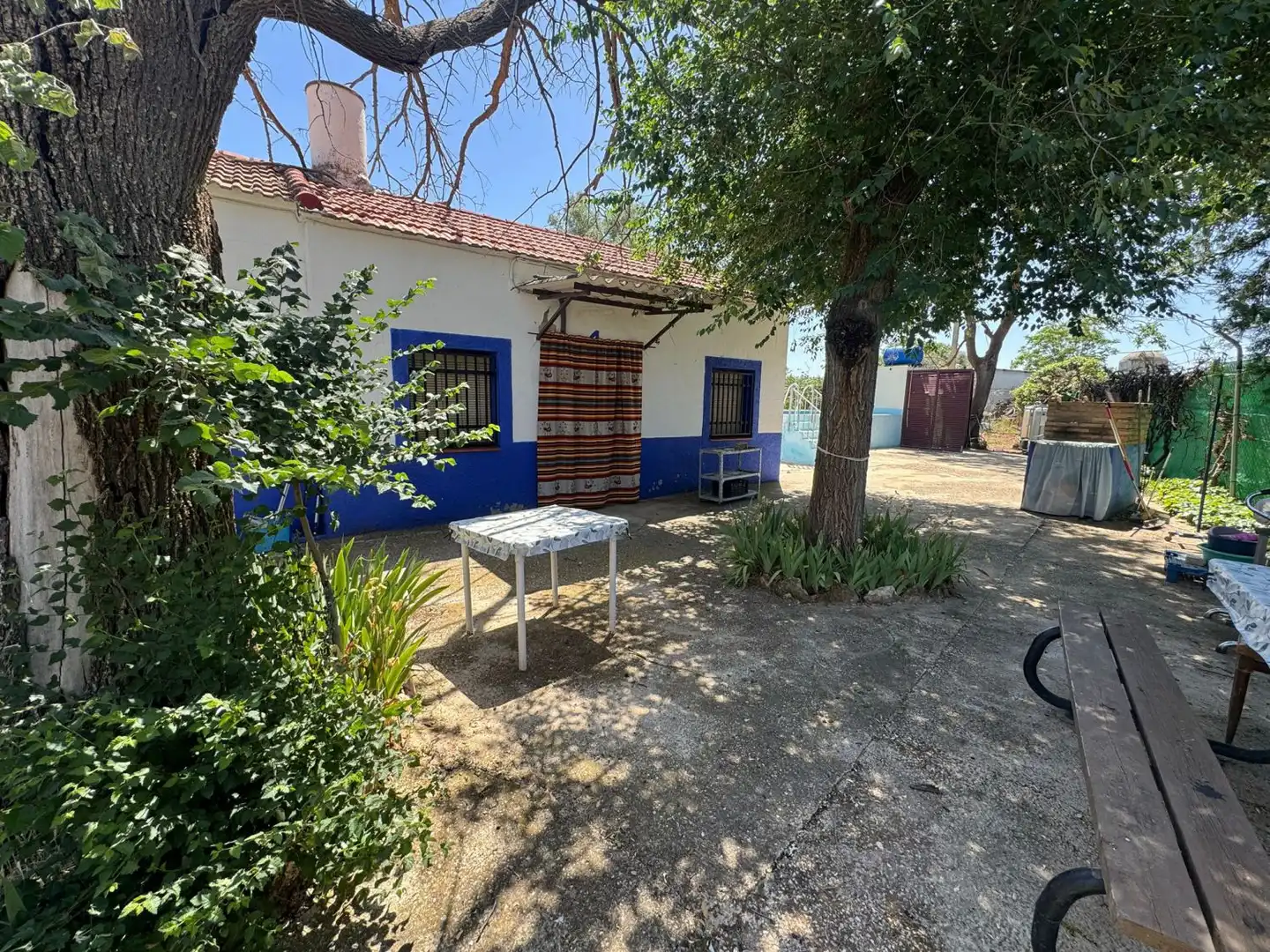 Vista exterior de Finca rústica en venta en Valdepeñas con Piscina