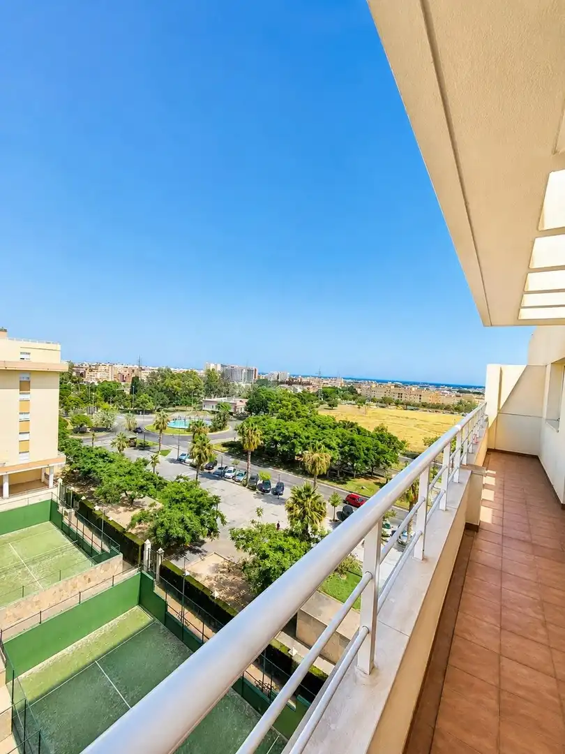 Außenansicht von Dachboden zur Miete in Málaga mit Klimaanlage, Privatgarten und Terrasse