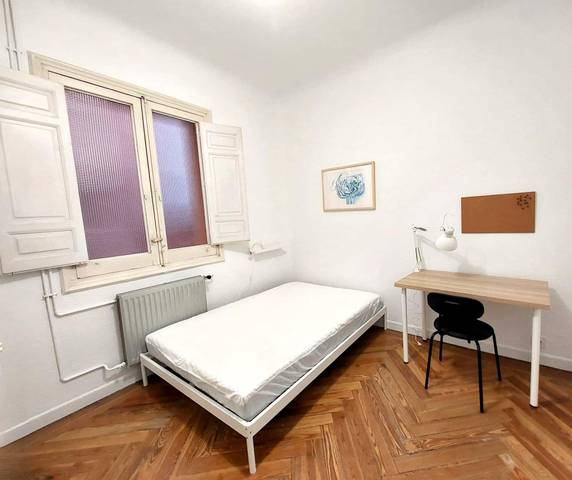 Piso en Alquiler en Calle de Bailén, 49 en Palacio