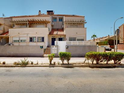 Vista exterior de Casa o xalet en venda en Cartagena amb Aire condicionat, Terrassa i Balcó