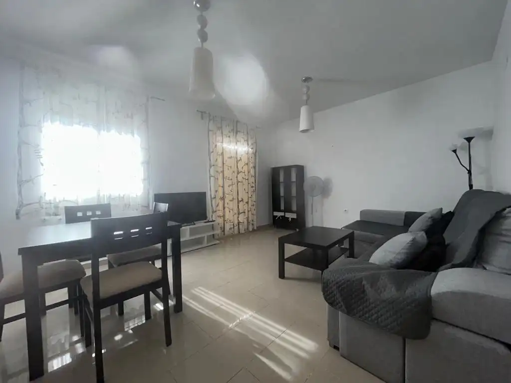 Sala d'estar de Apartament de lloguer en Villanueva de la Serena amb Aire condicionat, Traster i Moblat