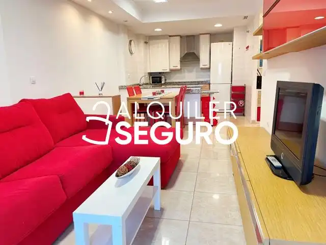 Sala d'estar de Pis de lloguer en Dénia amb Aire condicionat, Terrassa i Traster
