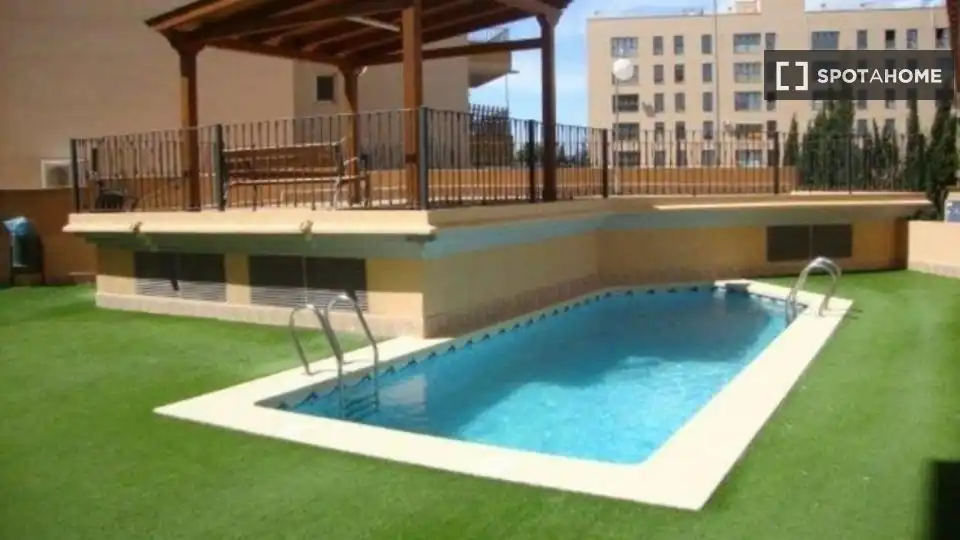 Piscina de Pis de lloguer en Canet d'En Berenguer amb Aire condicionat, Calefacció i Moblat
