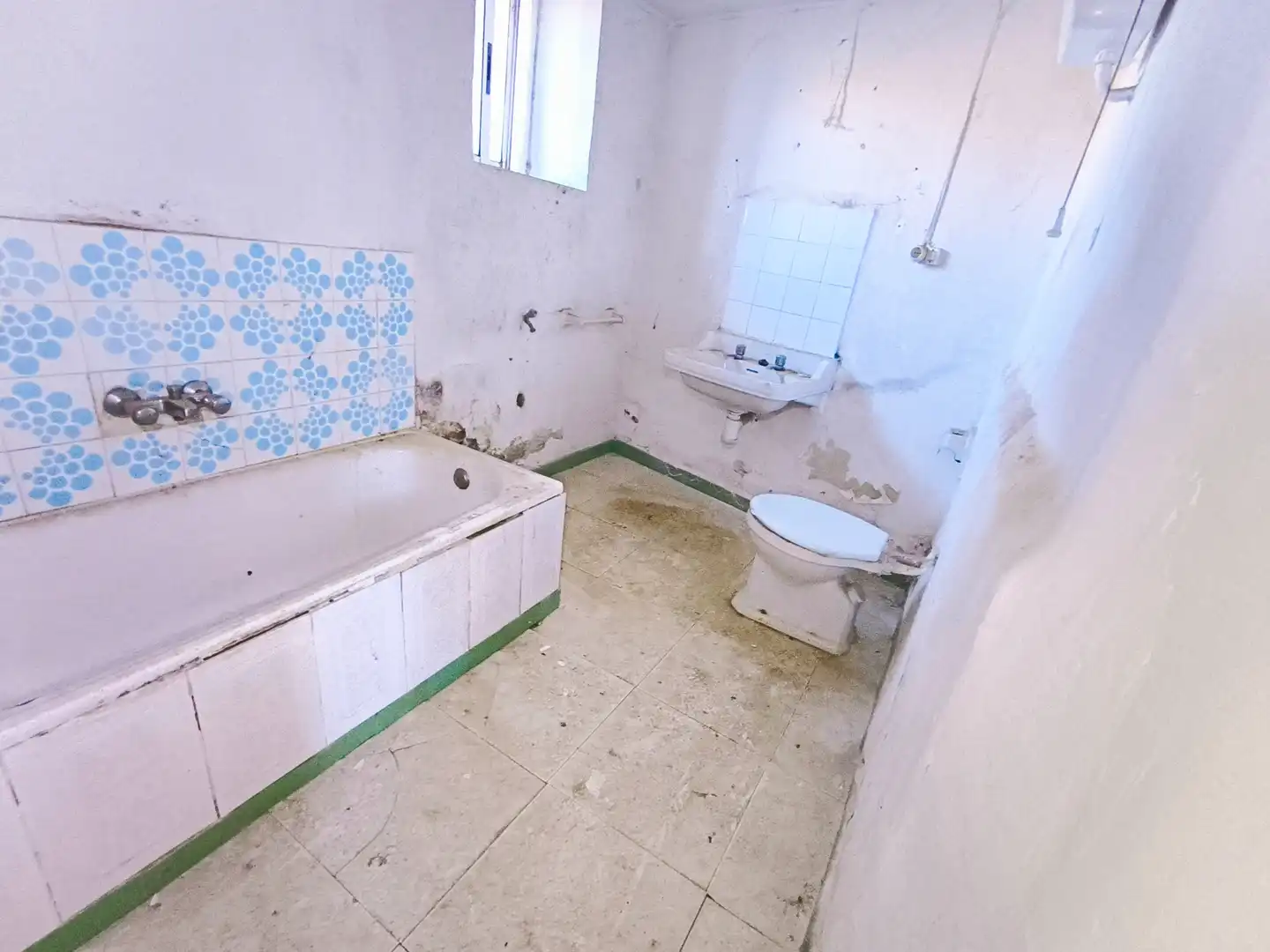 Baño de Casa o chalet en venta en Villarramiel con Jardín privado, Trastero y Amueblado