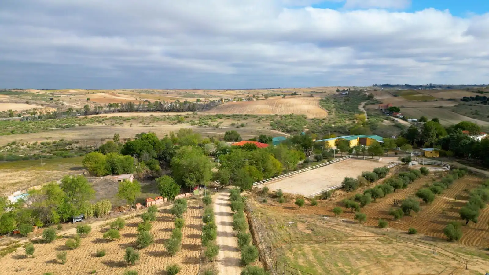 Grundstücke zum Verkauf in Olivares, Batres
