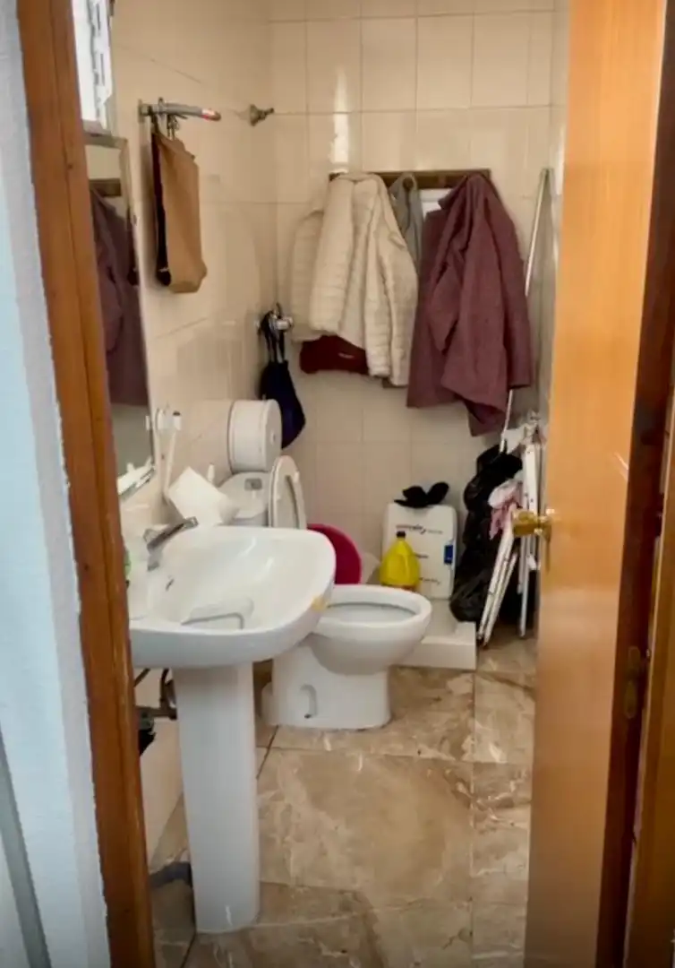 Baño de Edificio en venta en Elda