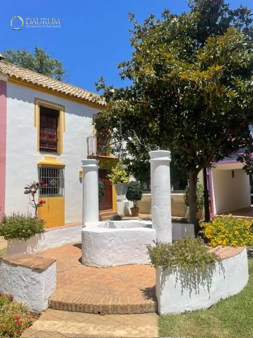 Vista exterior de Casa adosada en venta en Marbella con Aire acondicionado, Calefacción y Terraza