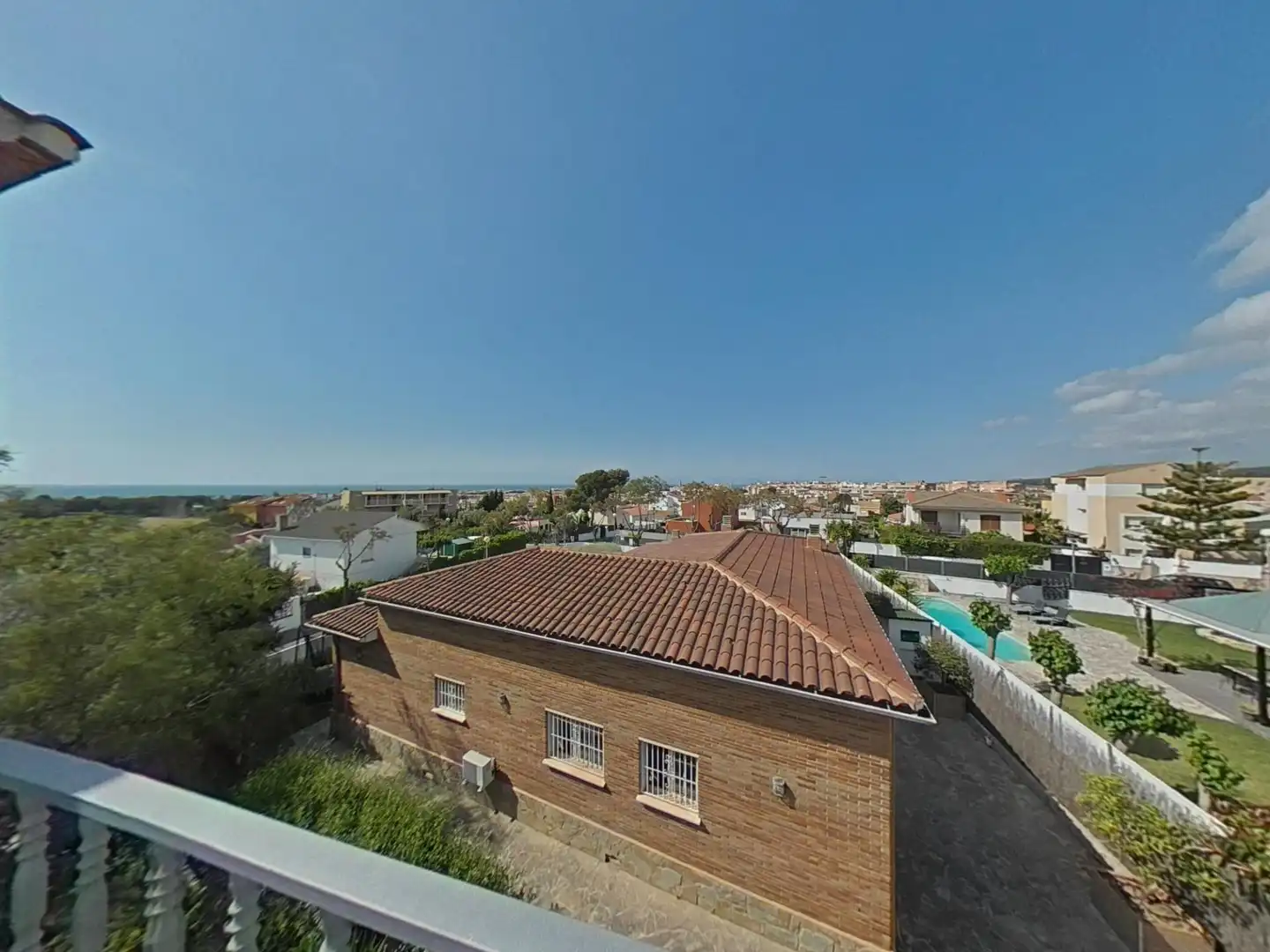 Vista exterior de Casa o chalet en venta en Vilanova i la Geltrú con Jardín privado, Terraza y Trastero