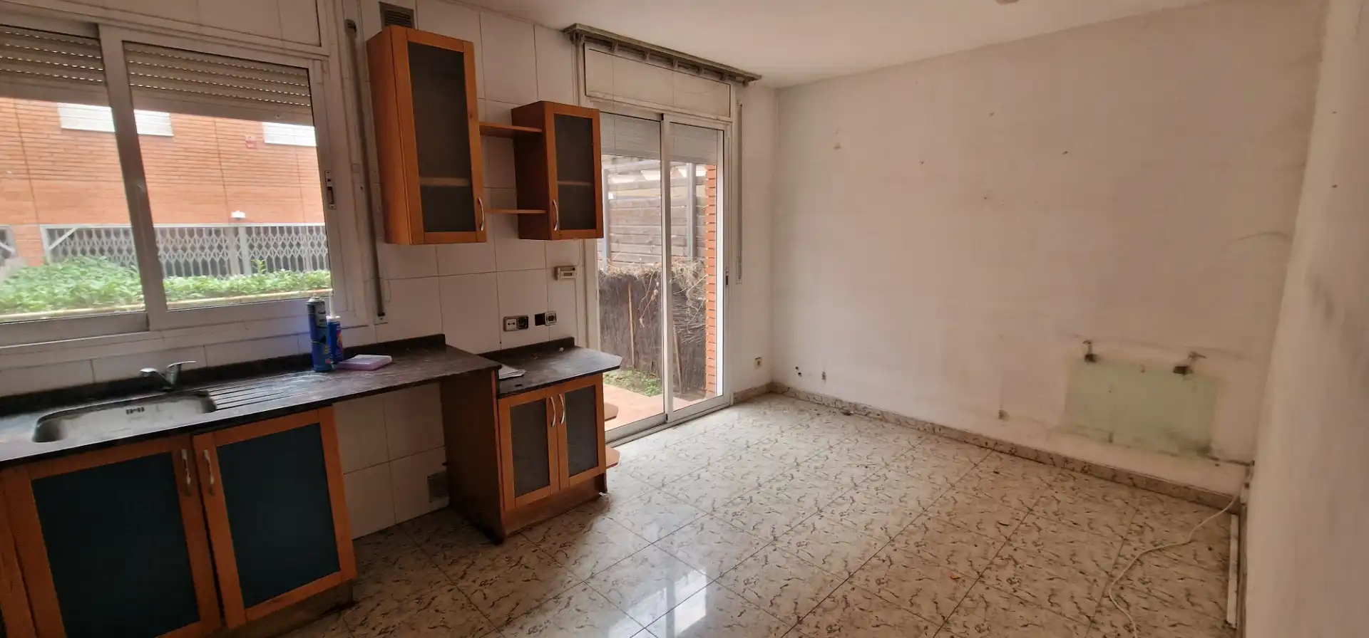 Cocina de Casa adosada en venta en Montcada i Reixac