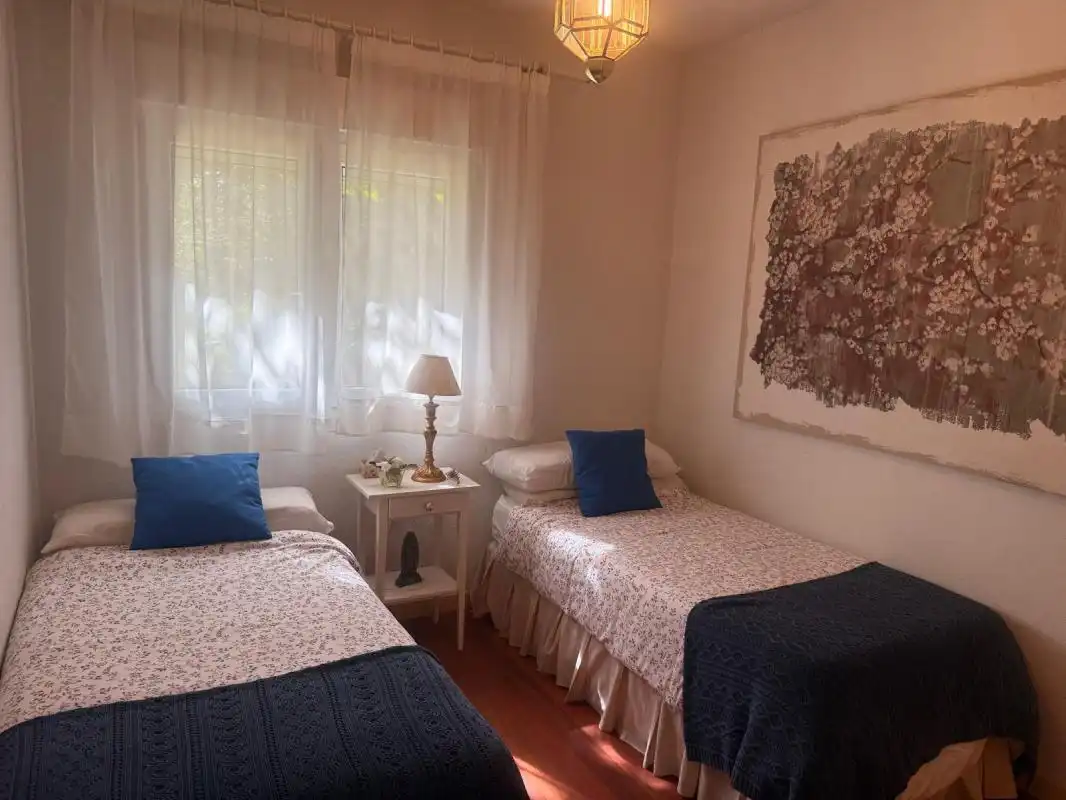 Dormitori de Finca rústica en venda en El Espinar amb Calefacció, Jardí privat i Terrassa