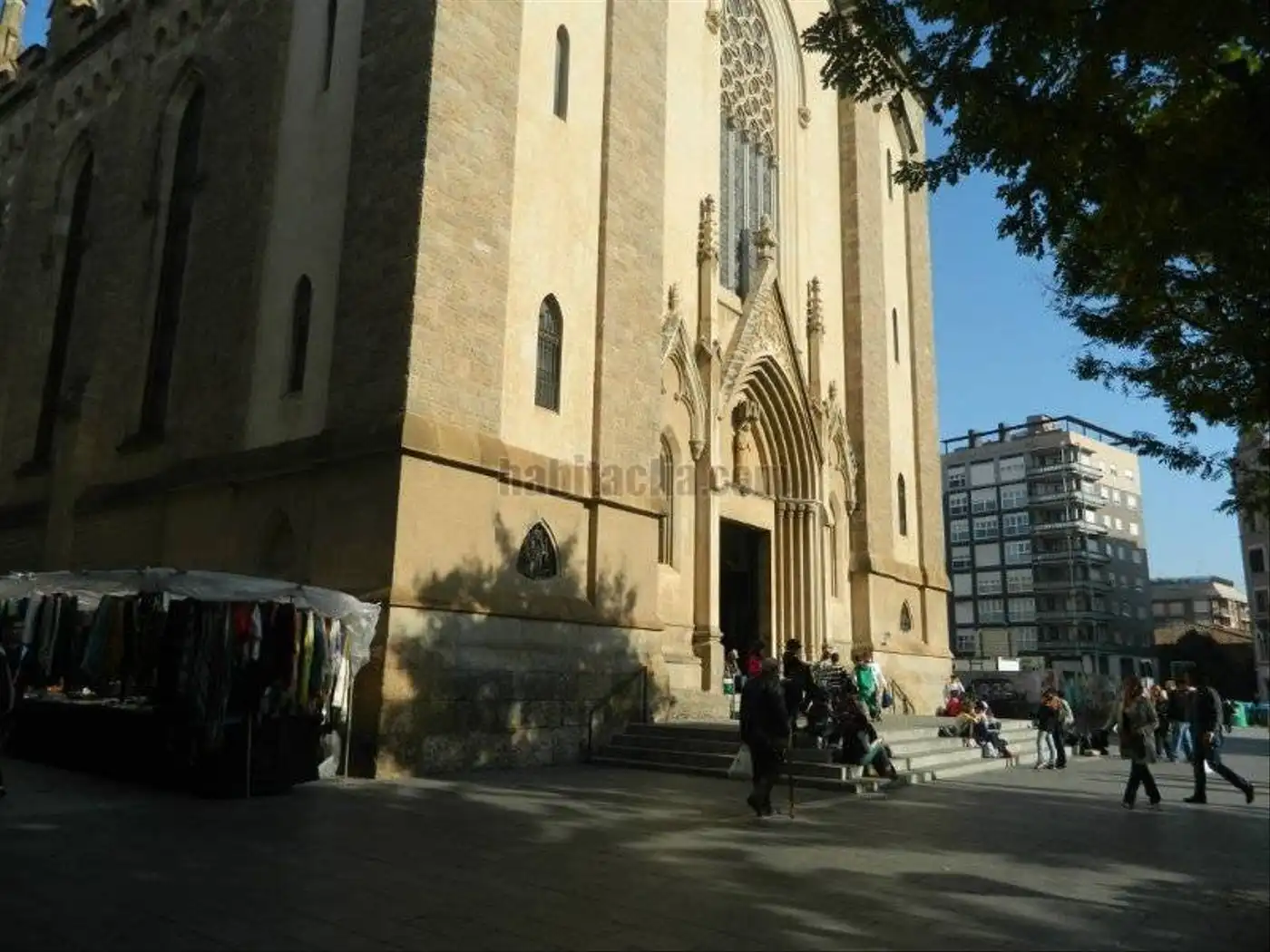 Apartament amb terrassa de lloguer a Plaça del Doctor Robert 1, imagen 2