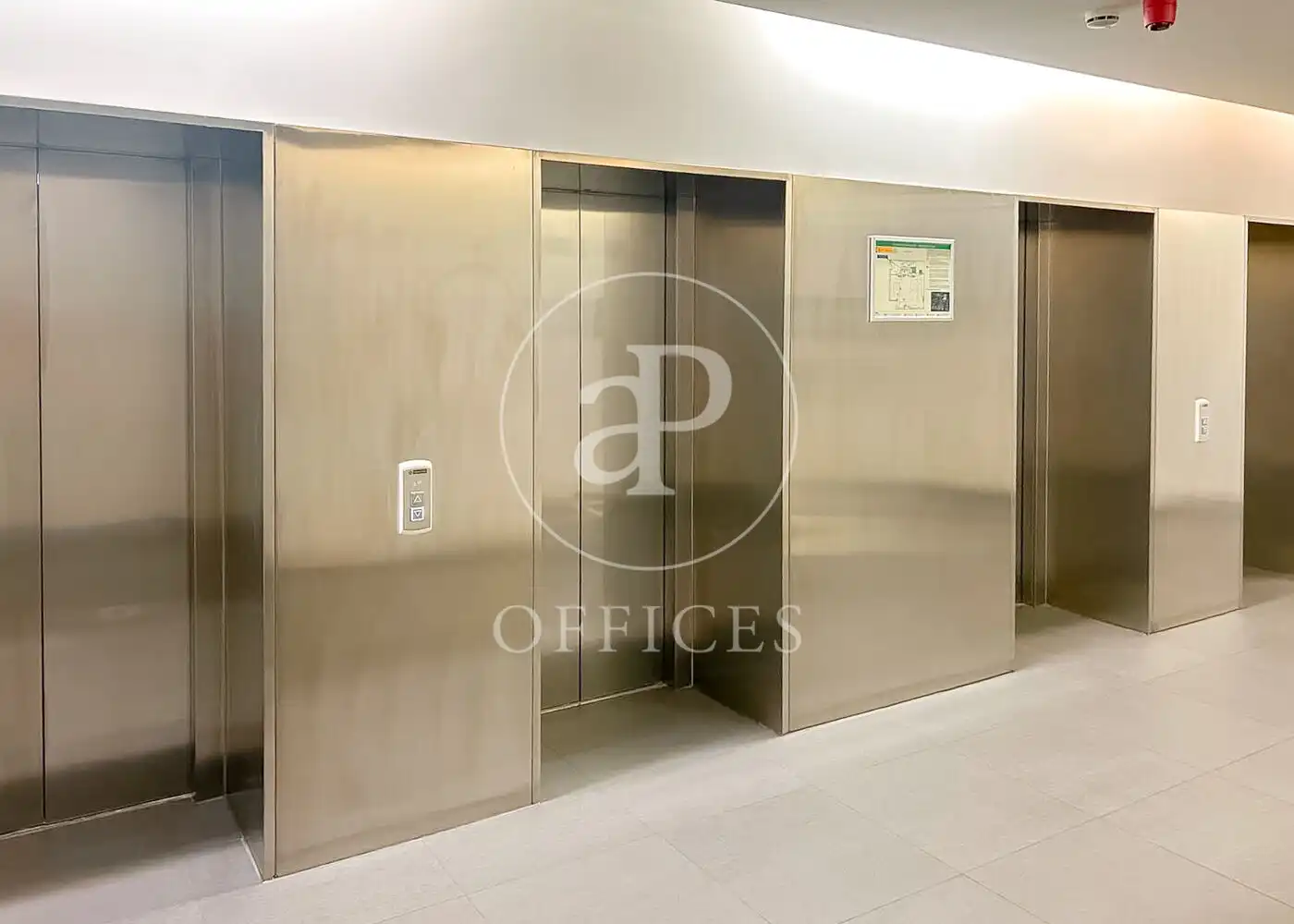 Office for rent in Madrid  with Air Conditioner and Heating